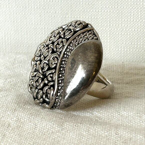 Artisan Sterling Silver Rose Dome Ring – Floral Overlay, Size 7, 1990s–2000s - Picture 2 of 7